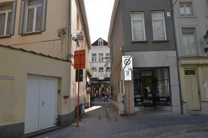 PictureReference:[23731]