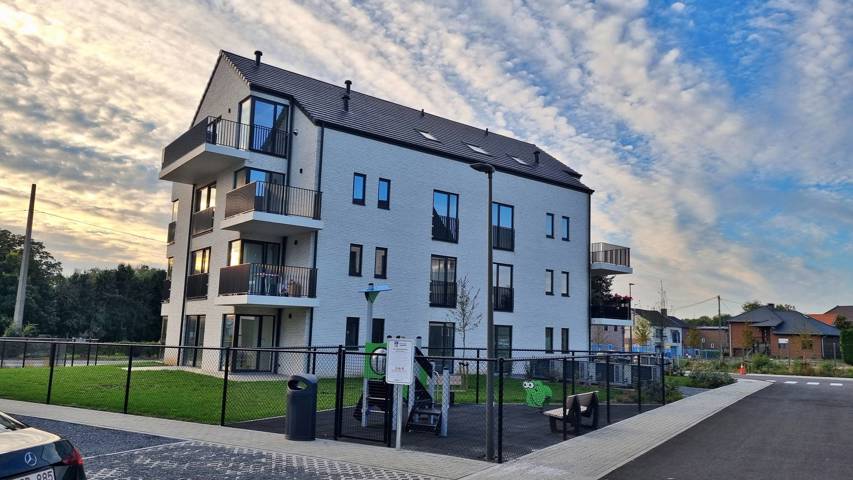 Penthouse 3ch, 440.000 TVAC (frais imp�trants inclus)