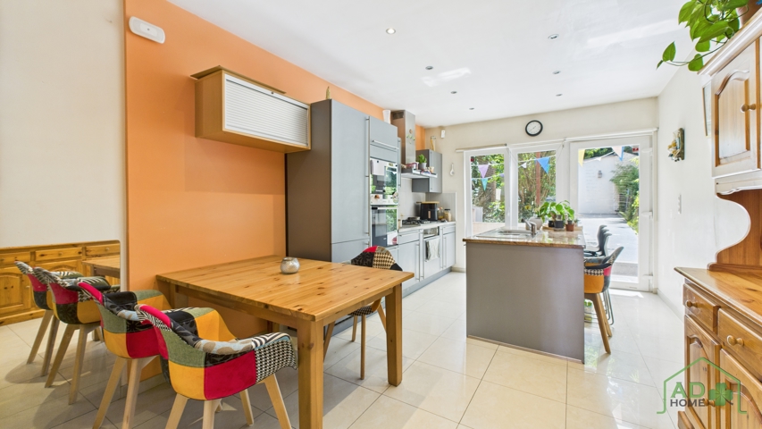 Maison unifamiliale - à vendre - 6042 Charleroi Lodelinsart