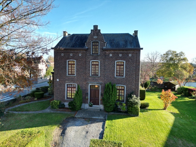 Maison de maître - à vendre - 5060 Sambreville