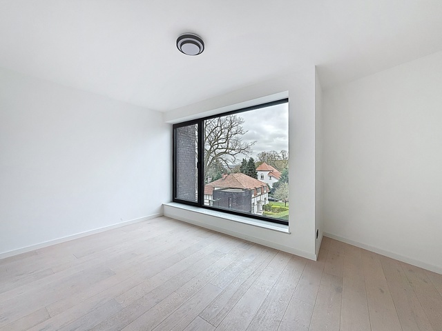 Gelijkvloerse verd. + tuin - te koop - 1180 Uccle