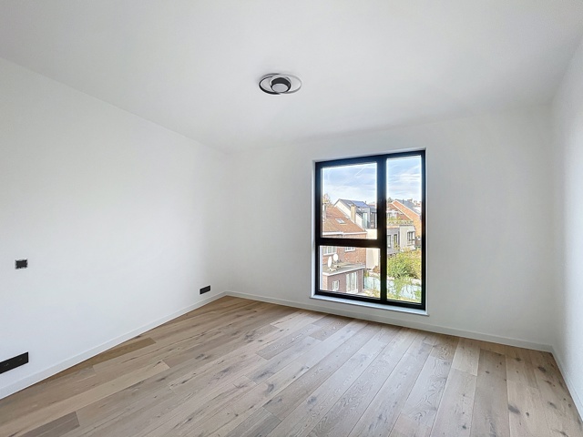 Gelijkvloerse verd. + tuin - te koop - 1180 Uccle