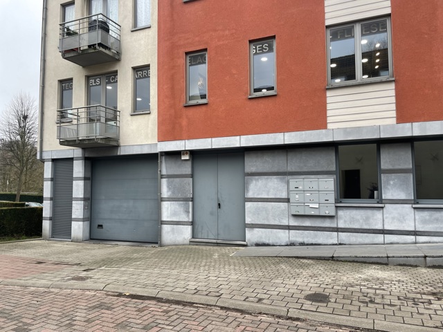Inside parking - for sale - 1200 Woluwe-Saint-Lambert