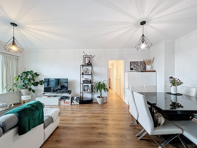 Flat - for rent - 1190 Forest