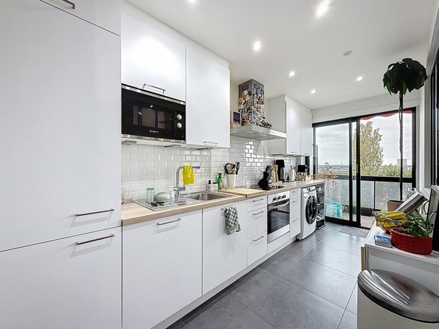 Flat - for rent - 1190 Forest