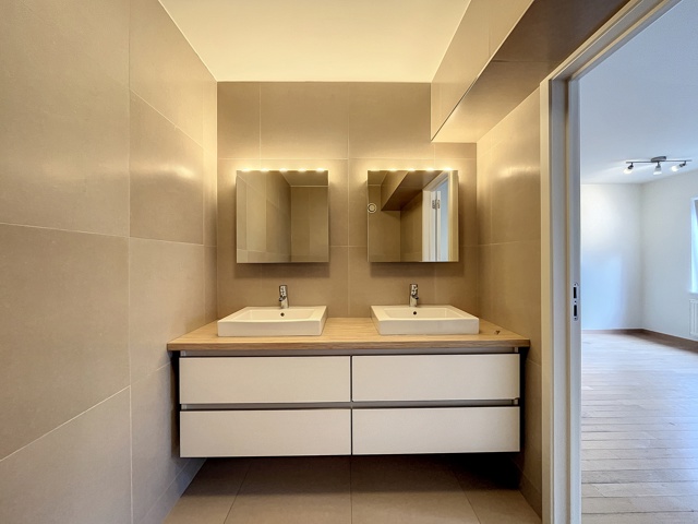 Triplex - à louer - 1200 Woluwe-Saint-Lambert