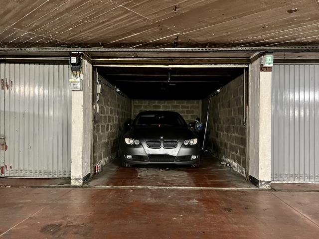 Closed garage - for sale - 1080 Molenbeek-Saint-Jean