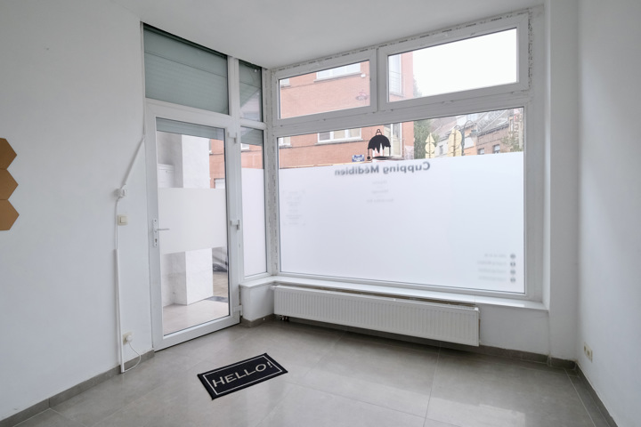 Individual shop - for sale - 1082 Berchem-Sainte-Agathe