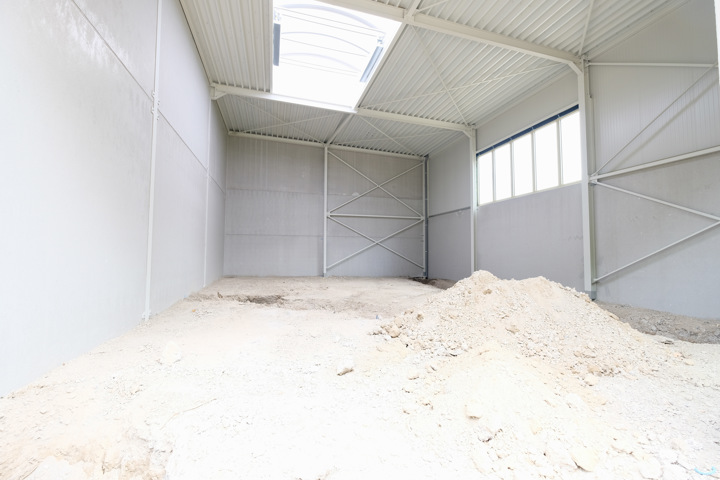 Entrepôt - à louer - 1600 Sint-Pieters-Leeuw