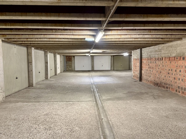 Garage (ferme) - à vendre - 1080 Molenbeek-Saint-Jean