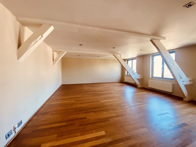 Penthouse - à louer - 1050 Ixelles