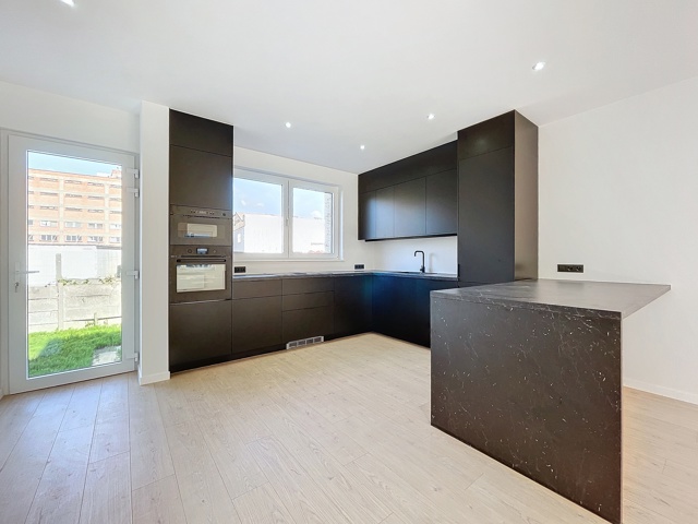 Appartement - te koop - 1600 Sint-Pieters-Leeuw