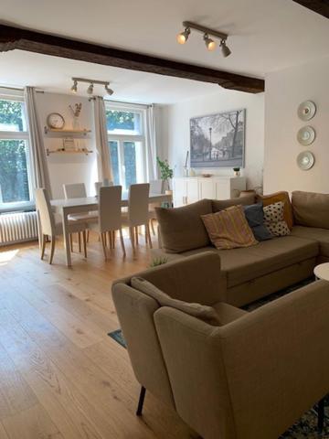 Flat - for rent - 7000 Mons