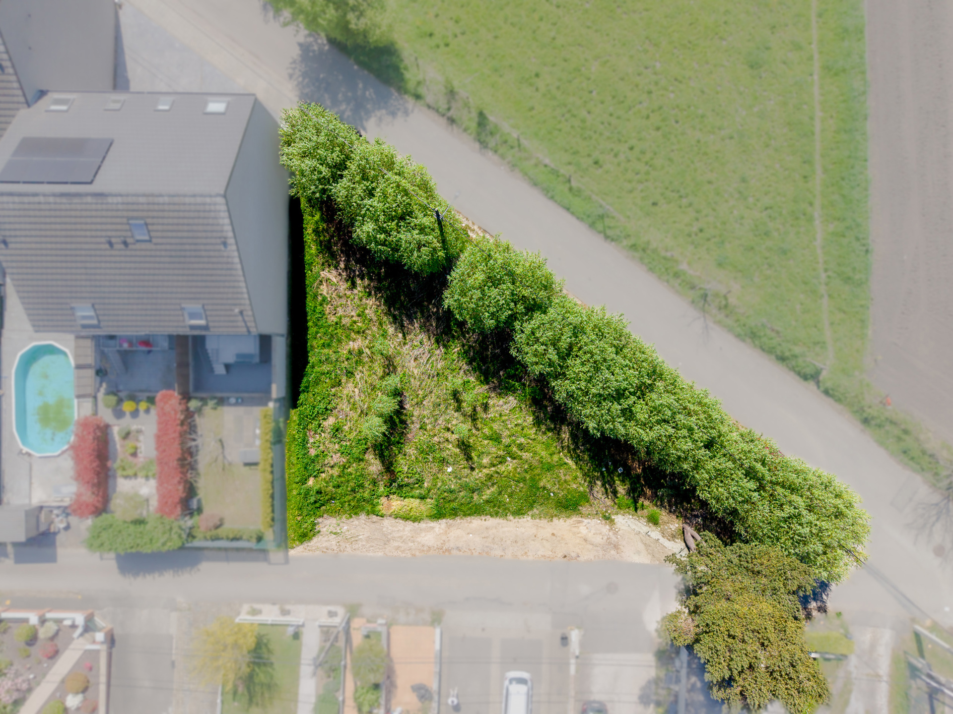 Bois - Projet comprenant deux maisons à construire