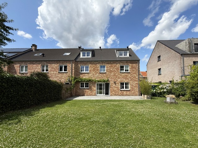 Huis - te huur - 1970 Wezembeek-Oppem