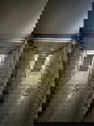 Gesloten garagebox - te huur - 1150 Woluwe-Saint-Pierre - #7204156-1