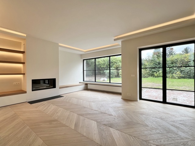 Buitengewoon huis - te huur - 1150 Woluwe-Saint-Pierre - #7218818-3