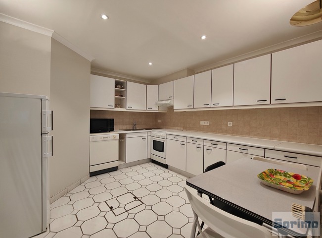 Gelijkvloerse verdieping - te huur - 1200 Woluwe-Saint-Lambert - #7732655-18