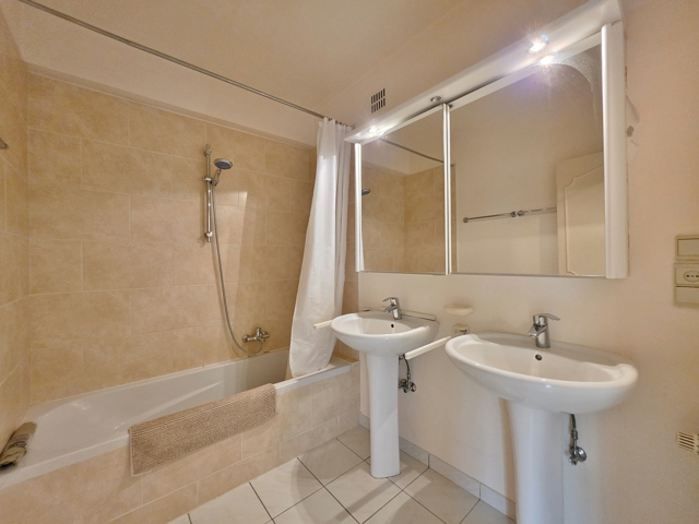 Flat - for rent - 1200 Woluwe-Saint-Lambert - #7736560-16
