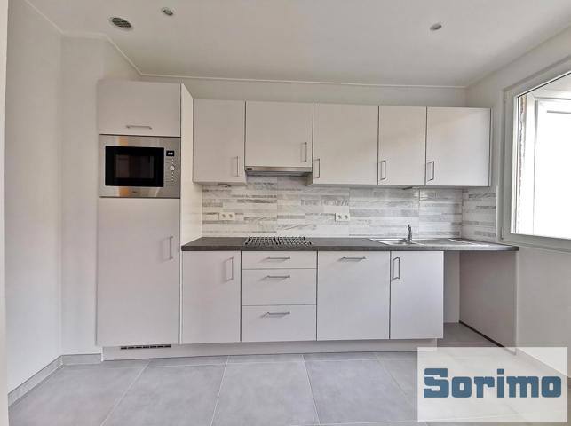Studio - à louer - 1200 Woluwe-Saint-Lambert - #7736655-7