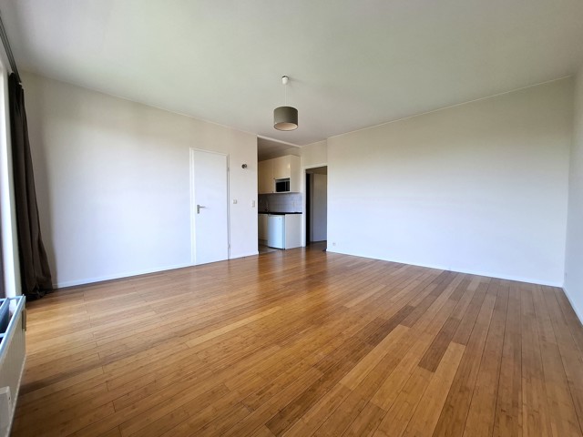 Studio - à louer - 1200 Woluwe-Saint-Lambert - #7740911-3