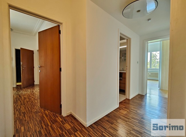 Appartement - te huur - 1050 Ixelles - #7778811-12