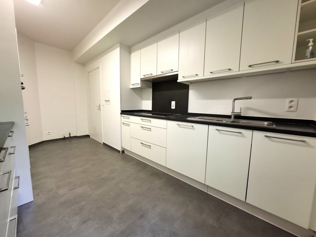 Flat - for rent - 1150 Woluwe-Saint-Pierre - #7792292-5