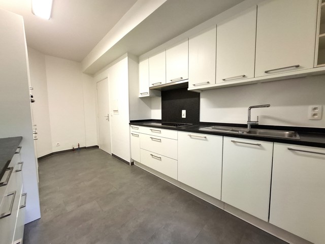 Flat - for rent - 1150 Woluwe-Saint-Pierre - #7792292-4
