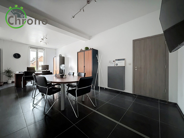 Superbe bureau idéalement situés