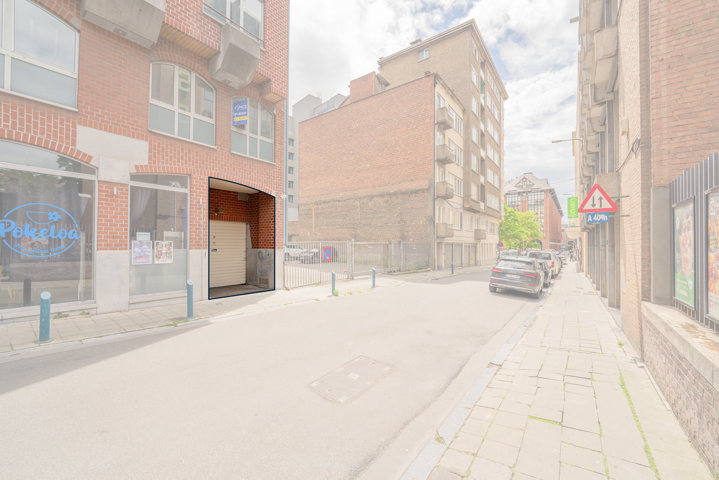 Parking intérieur - à vendre - 6000 Charleroi