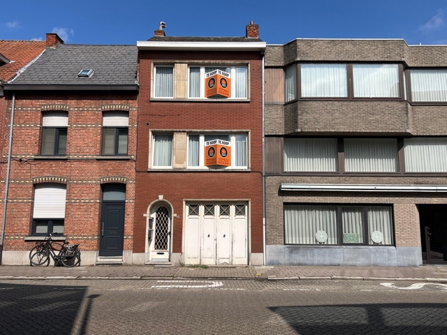 Gunstig gelegen appartementsgebouw.