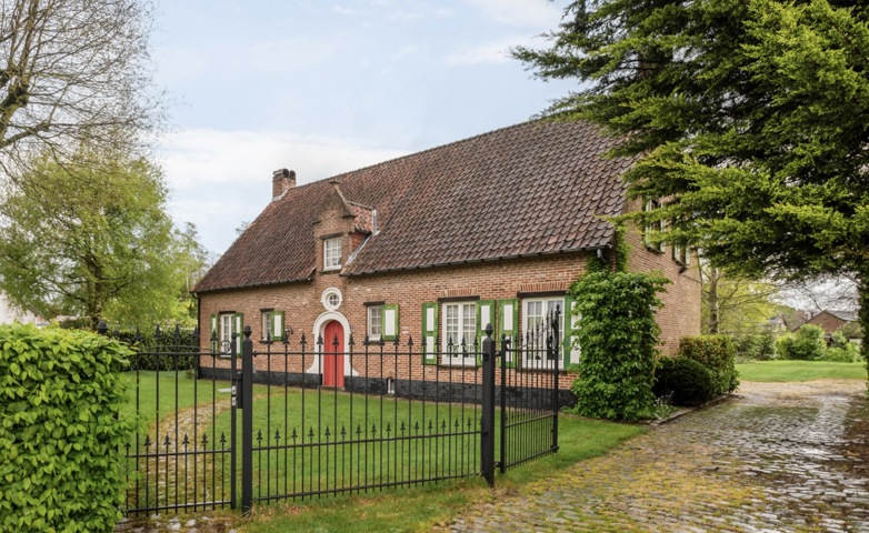 Unieke hoevewoning.