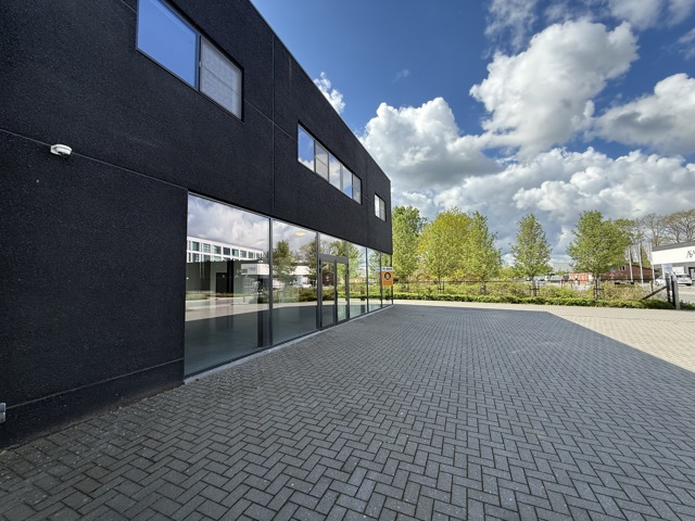 Toonzaal met goede visibiliteit.
