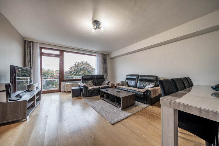 EVERE - Très bel appartement 3 grandes chambres + terrasse