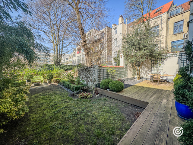 Rez-de-ch. avec jardin - à vendre - 1050 Ixelles