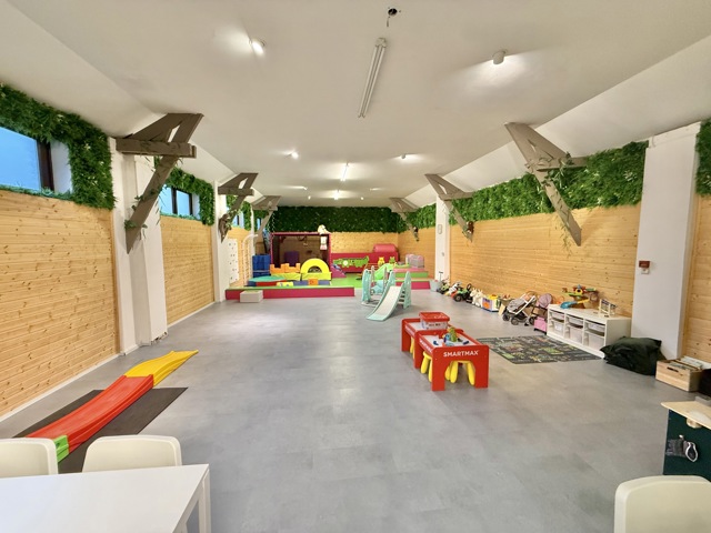 Rez commercial - à louer - 1360 Perwez