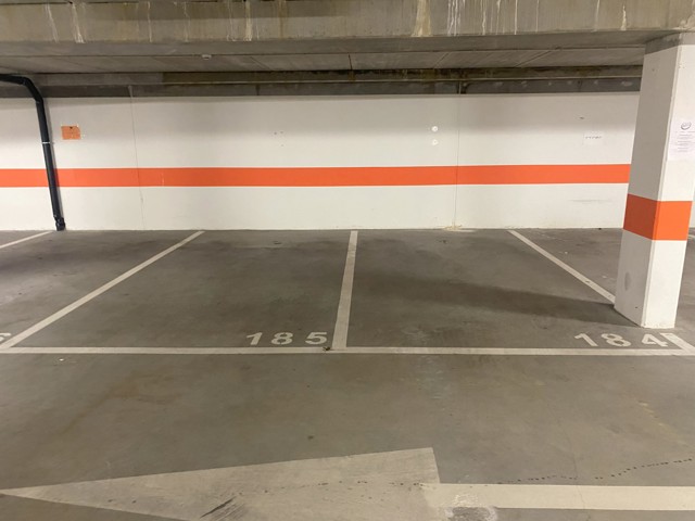 Parking intérieur - à vendre - 1050 Ixelles