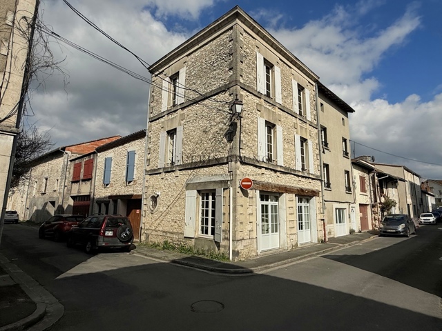 Maison - À vendre - 24500 Eymet