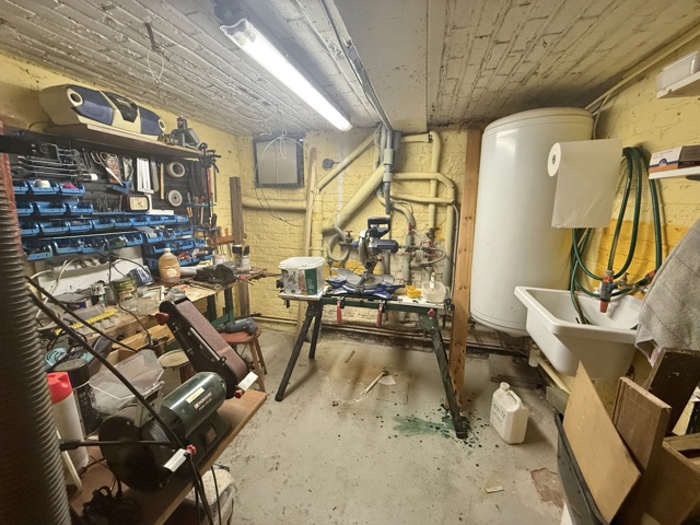 Maison - vente en viager - 6000 Charleroi