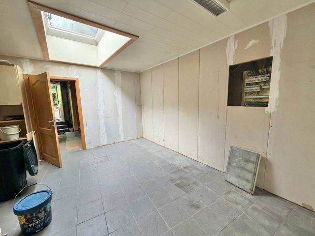 Immeuble mixte - à vendre - 6040 Charleroi