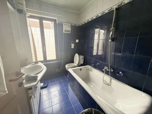 Maison - vente en viager - 6000 Charleroi