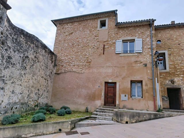 Studio - À louer - 84420 Piolenc