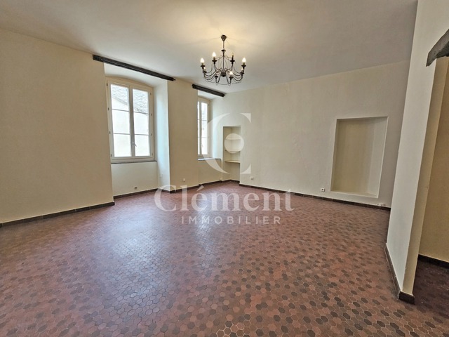 Appartement - À louer - 84420 Piolenc