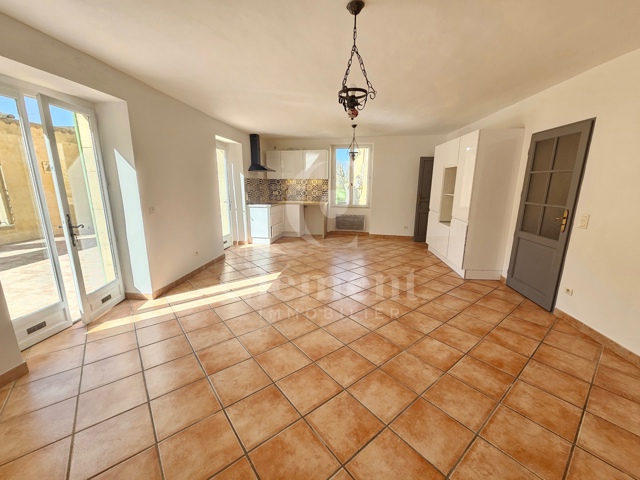 Appartement - À louer - 84550 MORNAS