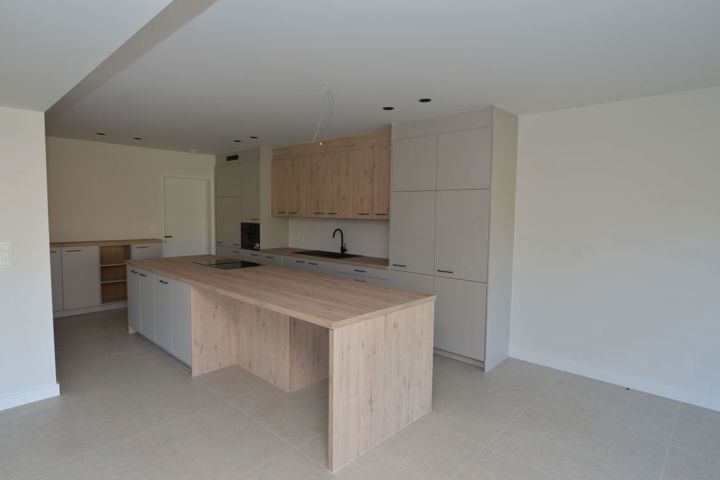 Comfort en luxe in een energiezuinige woning met tuin en 3 slaapkamers. - te koop bij Immo Debacko