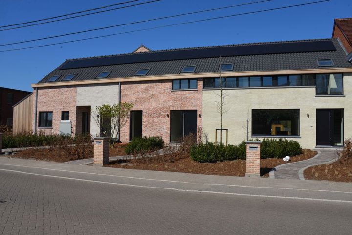 Comfort en luxe in een energiezuinige woning met tuin en 3 slaapkamers. - te koop bij Immo Debacko