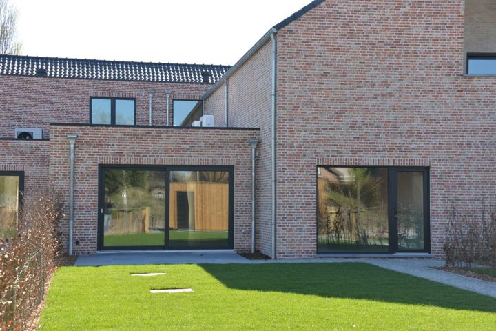 Comfort en luxe in een energiezuinige woning met tuin en 3 slaapkamers. - te koop bij Immo Debacko