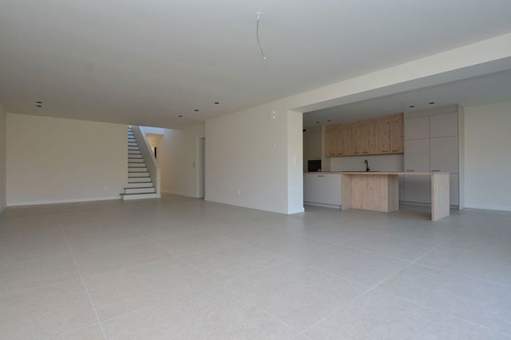 Comfort en luxe in een energiezuinige woning met tuin en 3 slaapkamers. - te koop bij Immo Debacko