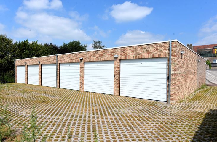 Garageboxen - te huur bij Immo Debacko