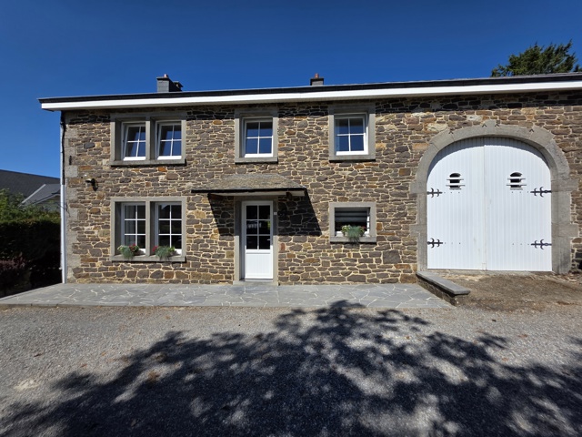 Maison - à louer - 6997 Érezée